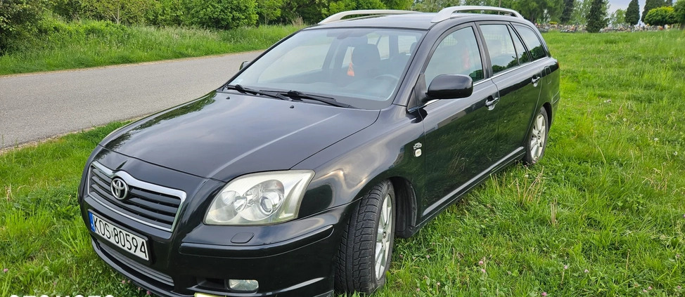 Toyota Avensis cena 11500 przebieg: 278600, rok produkcji 2005 z Chełmek małe 56